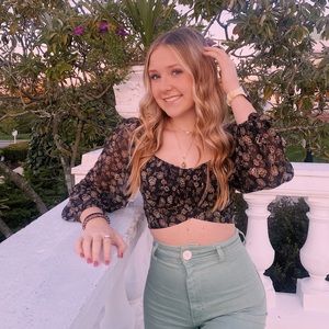 Meet your Posher, Rowan